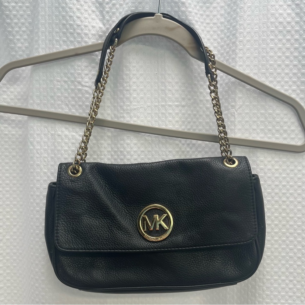 Michael‎ Kors Black Leather Fulton Flap Shoulder Bag with Gold Chain